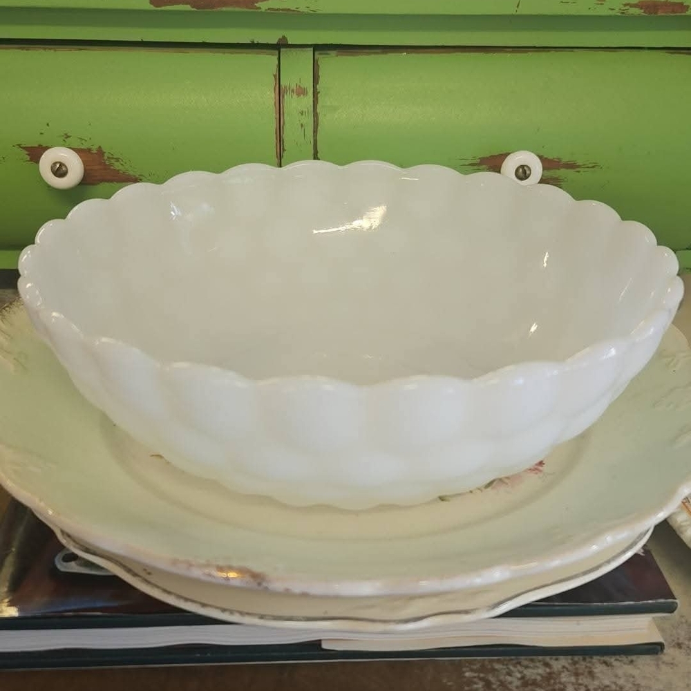 White Scalloped Ceramic Serving Bowl - Classic Home Dining
